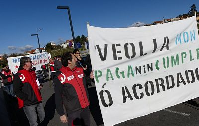 17-11-29 ProtestaMantementoCunqueiro05.JPG